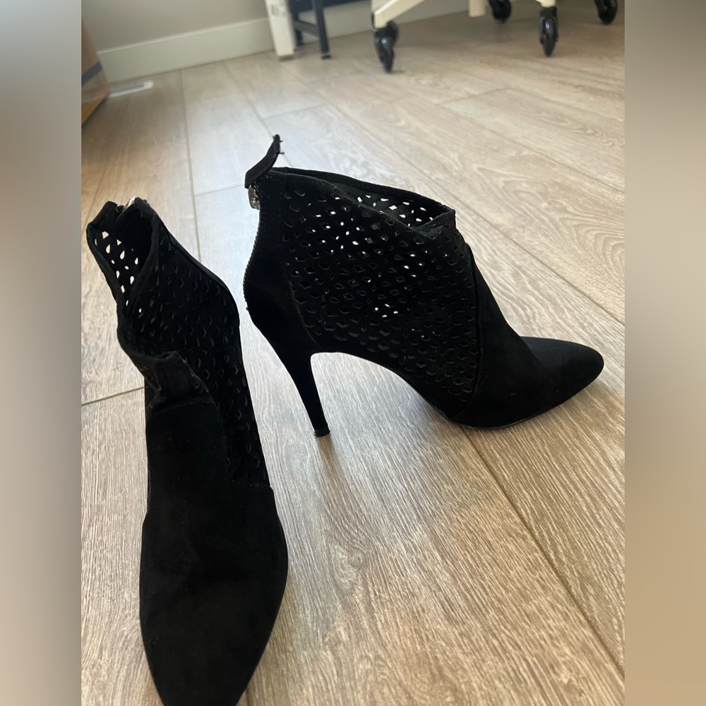 Zara booties beautiful, worn once